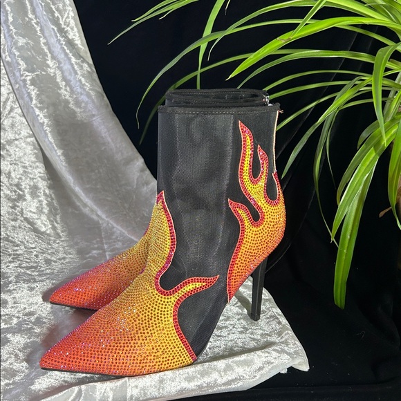 NWOB THALIA SODI FLAME BOOTS 9.5 - Picture 2 of 11